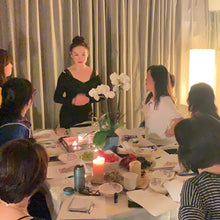 Load image into Gallery viewer, Natural Facelift &amp; Anti-aging Course [Flexi-term]
